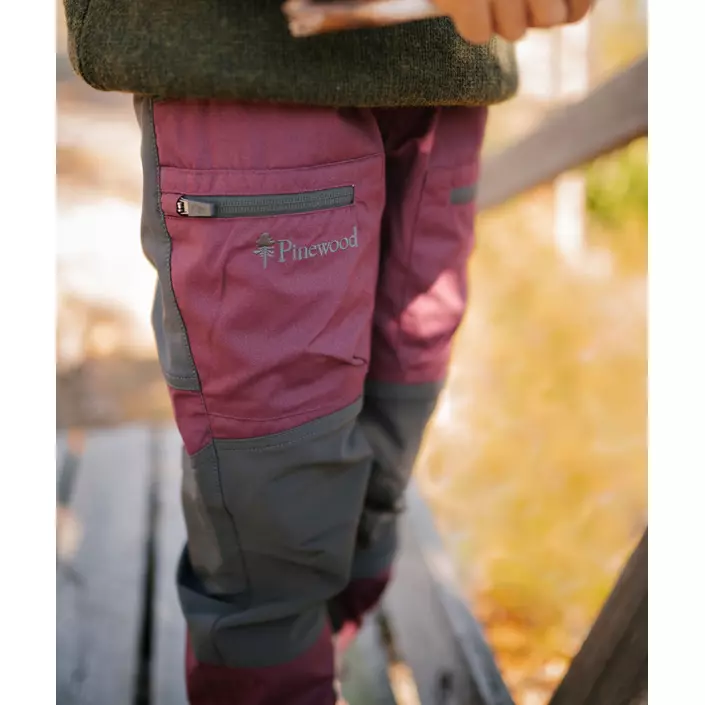 Pinewood Caribou outdoorbukser til børn, Plum/Dark Anthracite, large image number 6