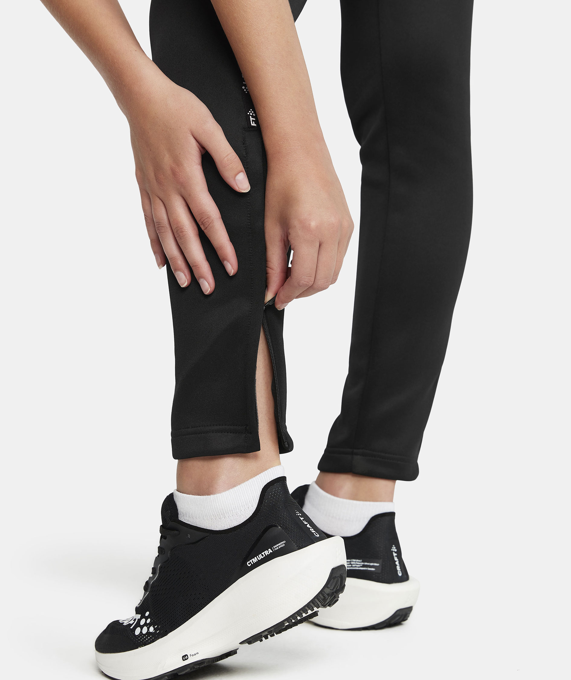 Craft Squad 2.0 women's training pants, Black, large image number 4