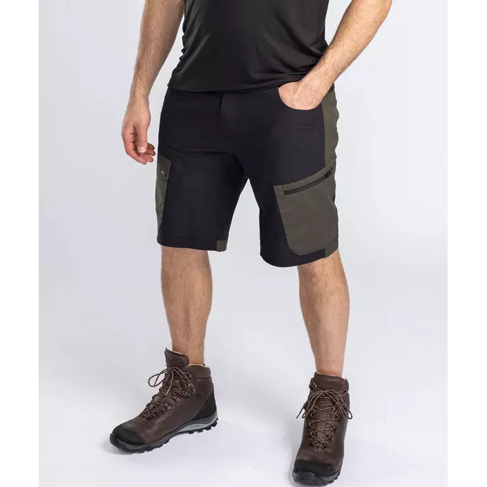 Pinewood Finnveden Trail Hybrid shorts, Black/Mossgreen, large image number 3
