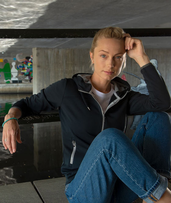 Clique Ottawa dame h&aelig;ttetr&oslash;je