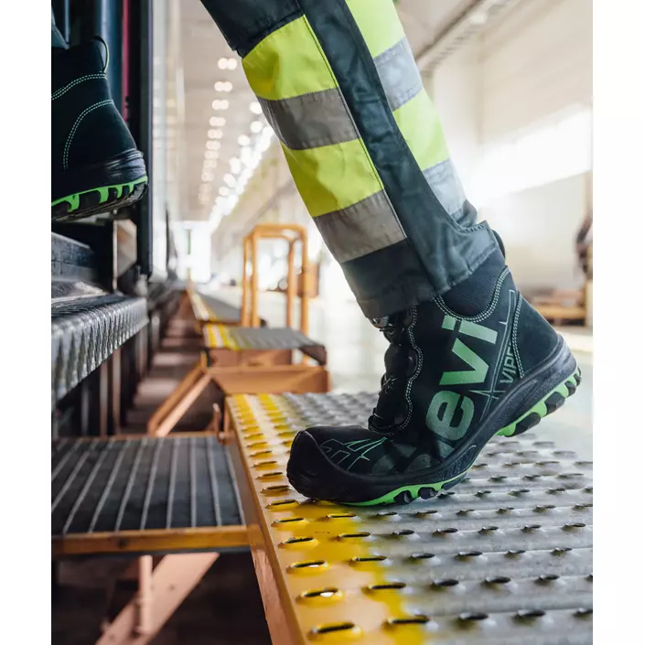 Sievi ViperX Roller H+ safety boots S3, Black/Green, large image number 2